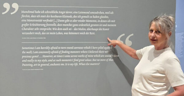 Kerstin Puhlmann mit einem ihrer Leitsprüche.