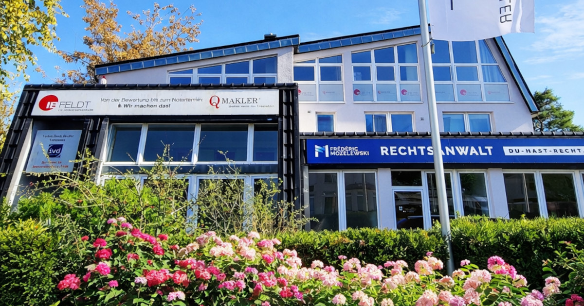 Die Heimat der Galerie Versatile im Immobilienbüro Feldt in Stahnsdorf